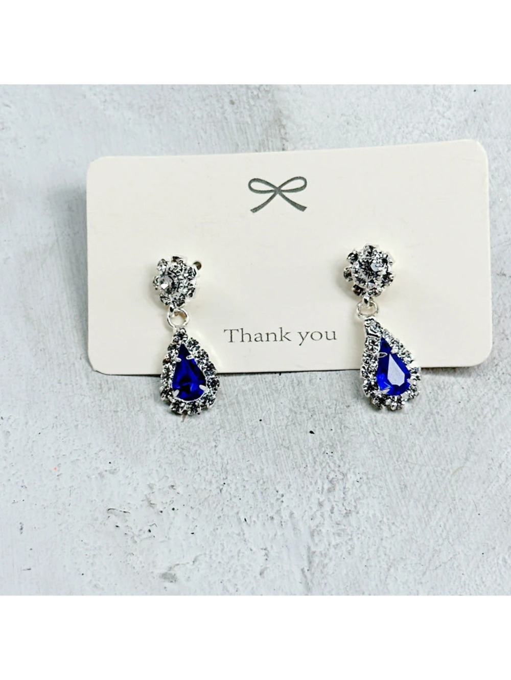 485mc. Blue Bling Earrings Silvertone